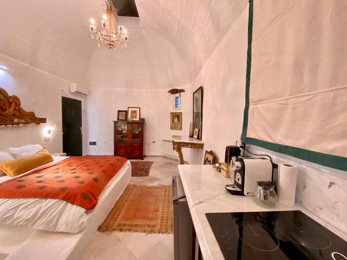 Si Brahim Studio Piscine, Sidi Bou Said Luaran gambar