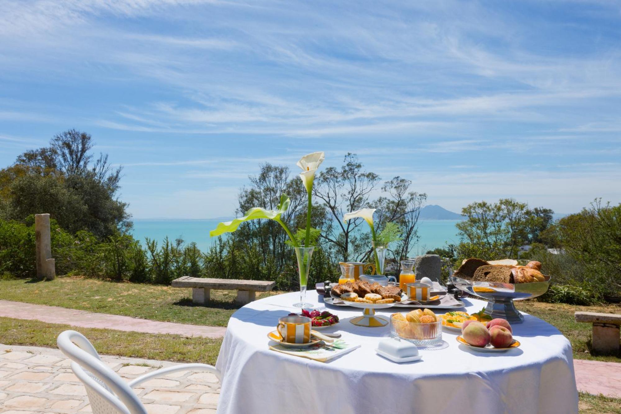 Si Brahim Studio Piscine, Sidi Bou Said Luaran gambar